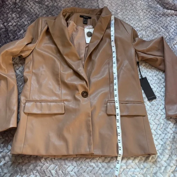 NWT Forever 21 faux Leather Blazer taupe size medium - Picture 7 of 10